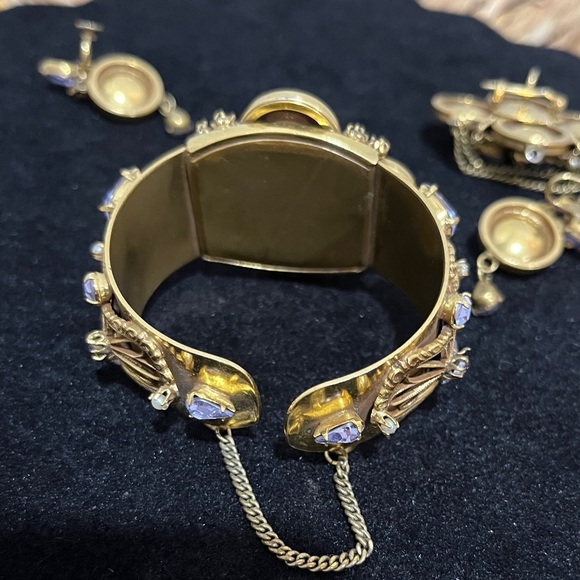 Vintage Bracelet, Earrings, Brooch - Picture 7 of 9